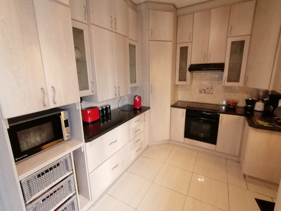 4 Bedroom Property for Sale in Vanes Estate Eastern Cape